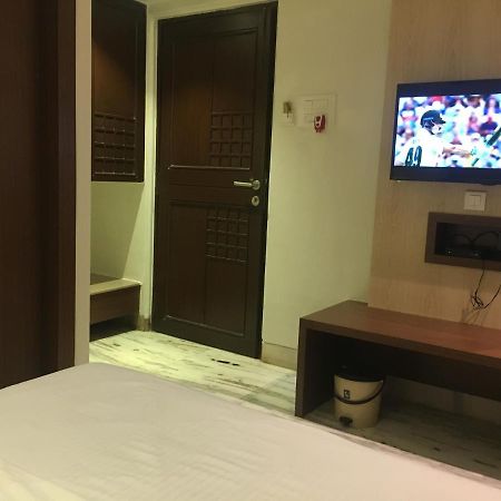 Pravasi Residency Villa Thane Ngoại thất bức ảnh
