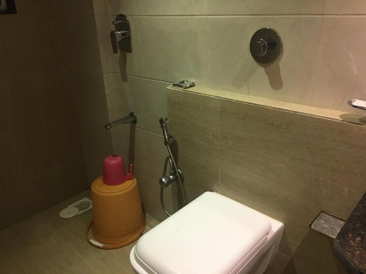 Pravasi Residency Villa Thane Ngoại thất bức ảnh