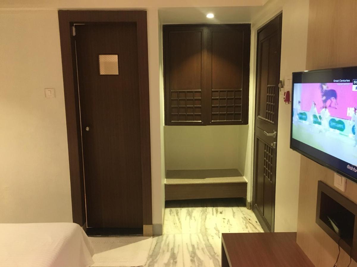 Pravasi Residency Villa Thane Ngoại thất bức ảnh