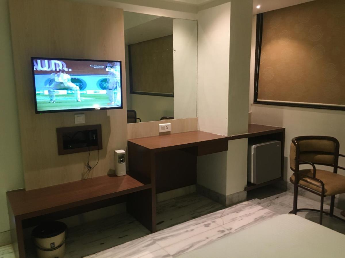Pravasi Residency Villa Thane Ngoại thất bức ảnh