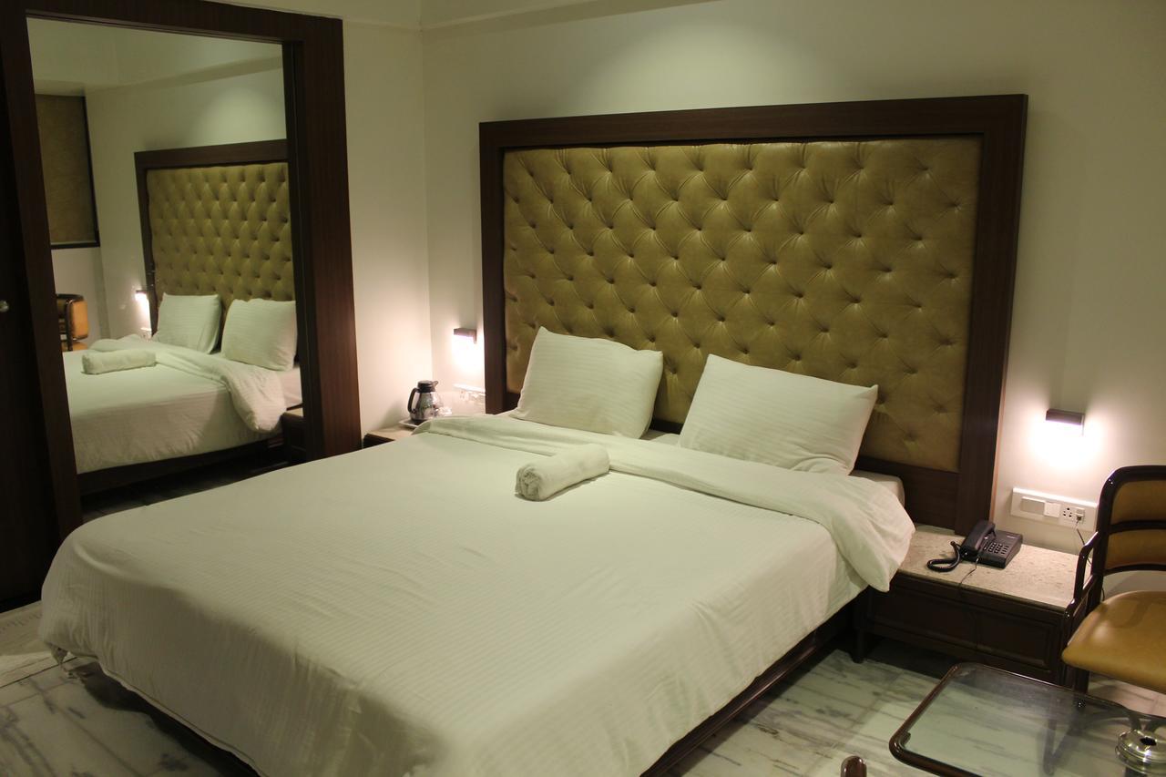 Pravasi Residency Villa Thane Ngoại thất bức ảnh